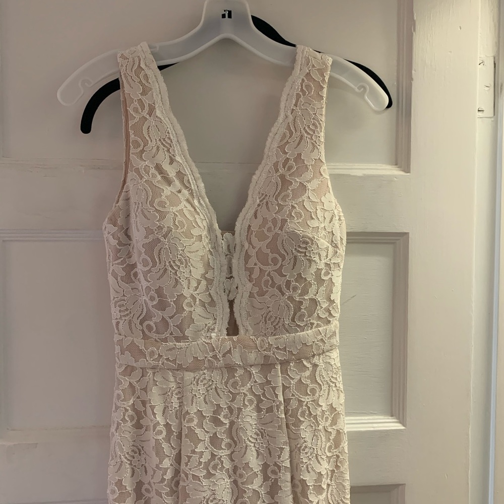David's Bridal Cream Lace Wedding Dress